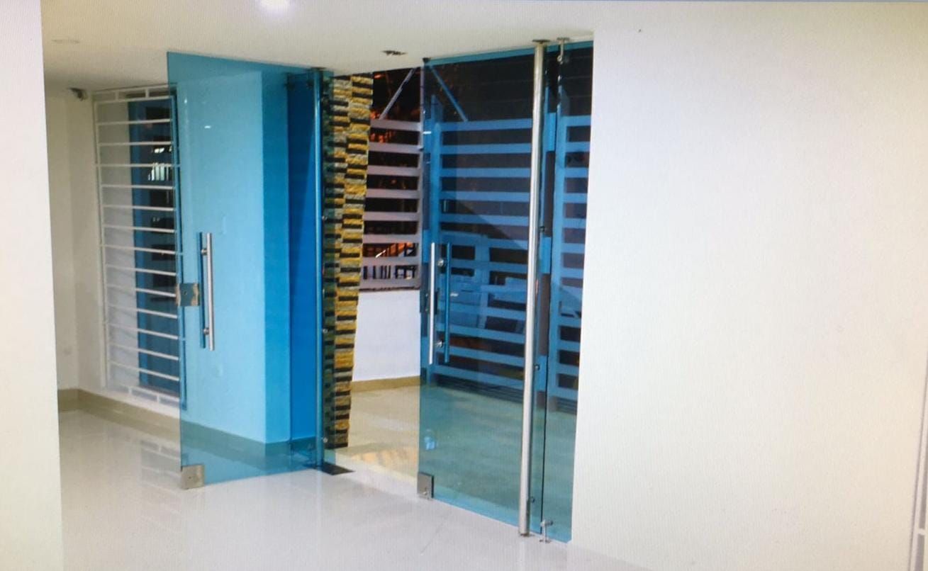 Local en arriendo Atlántico Barranquilla El Recreo 250 m2 Habitaciones 0 Baños 2 Garajes 0 Precio $10000000