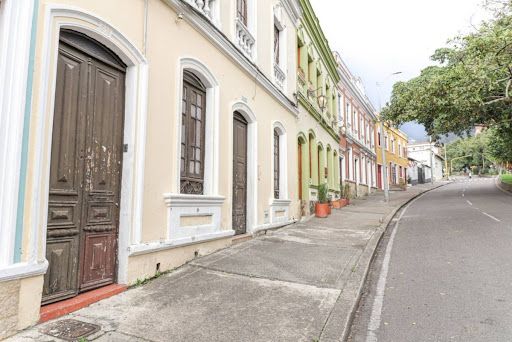 Apartamento en arriendo Cundinamarca Bogotá Centro Administrativo 150 m2 Habitaciones 5 Baños 2 Garajes 0 Precio $3700000