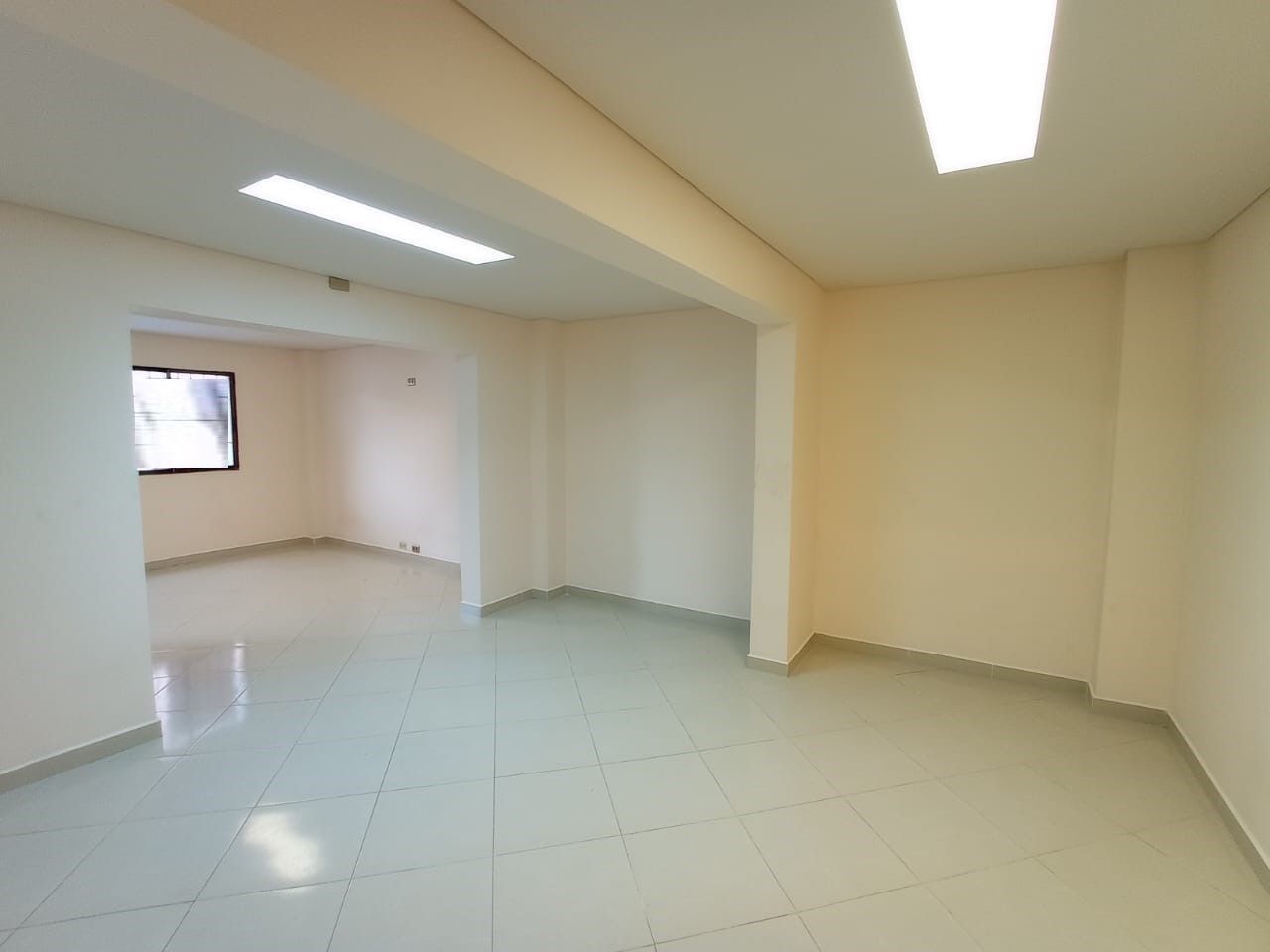 Bodega en arriendo Antioquia Medellín Colombia 48 m2 Habitaciones 0 Baños 1 Garajes 0 Precio $2000000