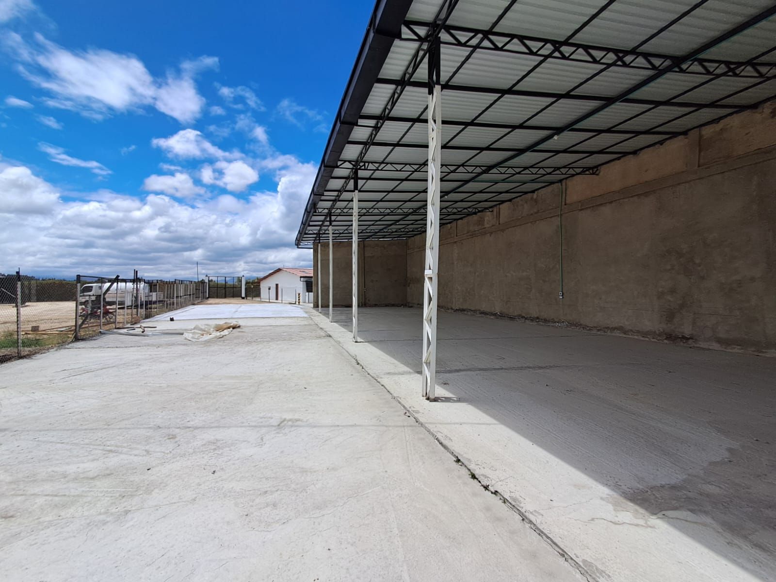 Bodega en arriendo Cundinamarca Madrid Madrid 240 m2 Habitaciones 0 Baños 2 Garajes 0 Precio $10000000