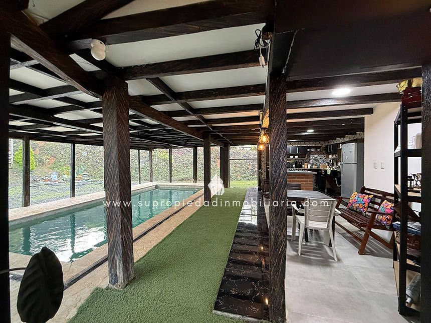 Lote en venta Antioquia Guarne Guarne 400 m2 Habitaciones 0 Baños 8 Garajes 10 Precio $2300000000