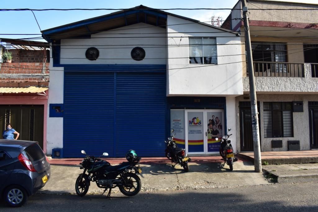 Bodega en venta Valle Del Cauca Cali Manzanares 220 m2 Habitaciones 0 Baños 1 Garajes 0 Precio $630000000