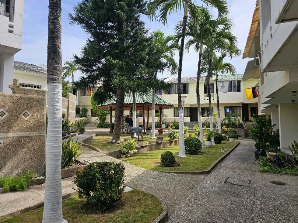 Casa en venta Atlántico Barranquilla Los Alpes 200 m2 Habitaciones 3 Baños 2 Garajes 2 Precio $740000000