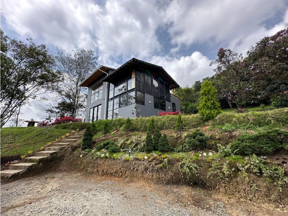 Casa Campestre en venta Antioquia Medellín Medellín 136 m2 Habitaciones 3 Baños 3 Garajes 4 Precio $950000000