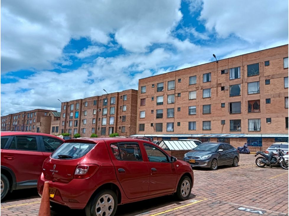 Apartamento en venta Cundinamarca Bogotá El Tunal Oriental 53 m2 Habitaciones 2 Baños 2 Garajes 1 Precio $250000000