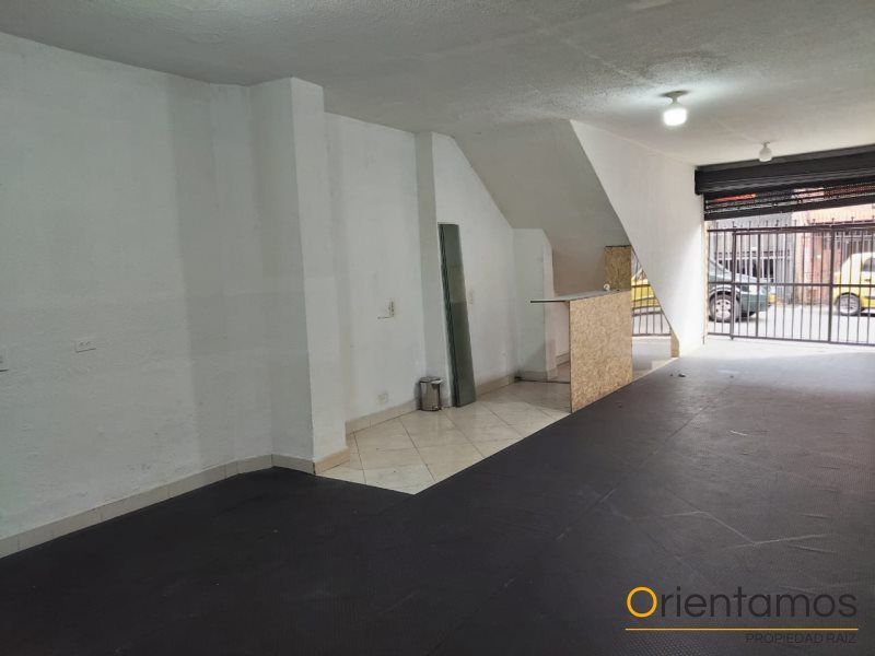 Local en arriendo Antioquia Medellín Colon 70 m2 Habitaciones 0 Baños 1 Garajes 0 Precio $3000000