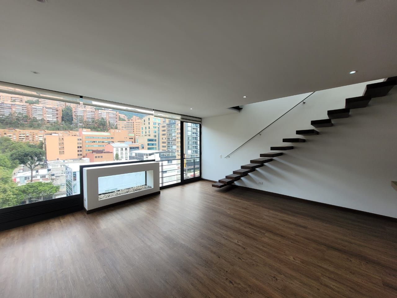 Apartamento en venta Cundinamarca Bogotá Santa Barbara Oriental 140 m2 Habitaciones 3 Baños 2 Garajes 2 Precio $995000000