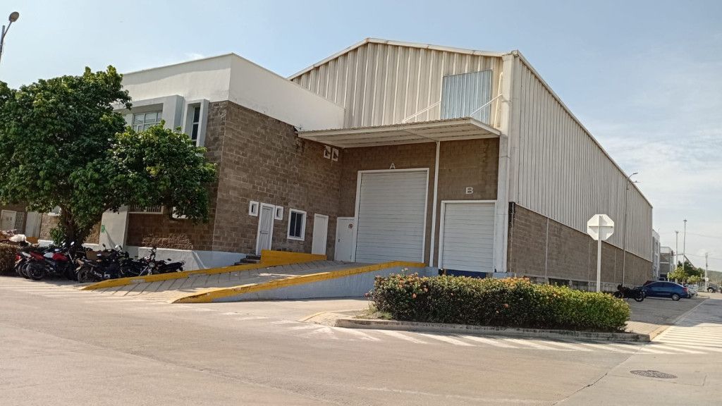Bodega en arriendo Atlántico Galapa Galapa 874 m2 Habitaciones 0 Baños 2 Garajes 4 Precio $23100000