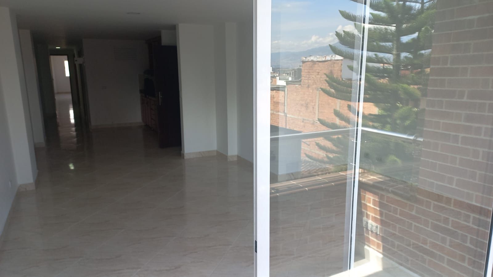 Apartamento en arriendo Antioquia Envigado La Mesa 106 m2 Habitaciones 3 Baños 2 Garajes 1 Precio $3500000
