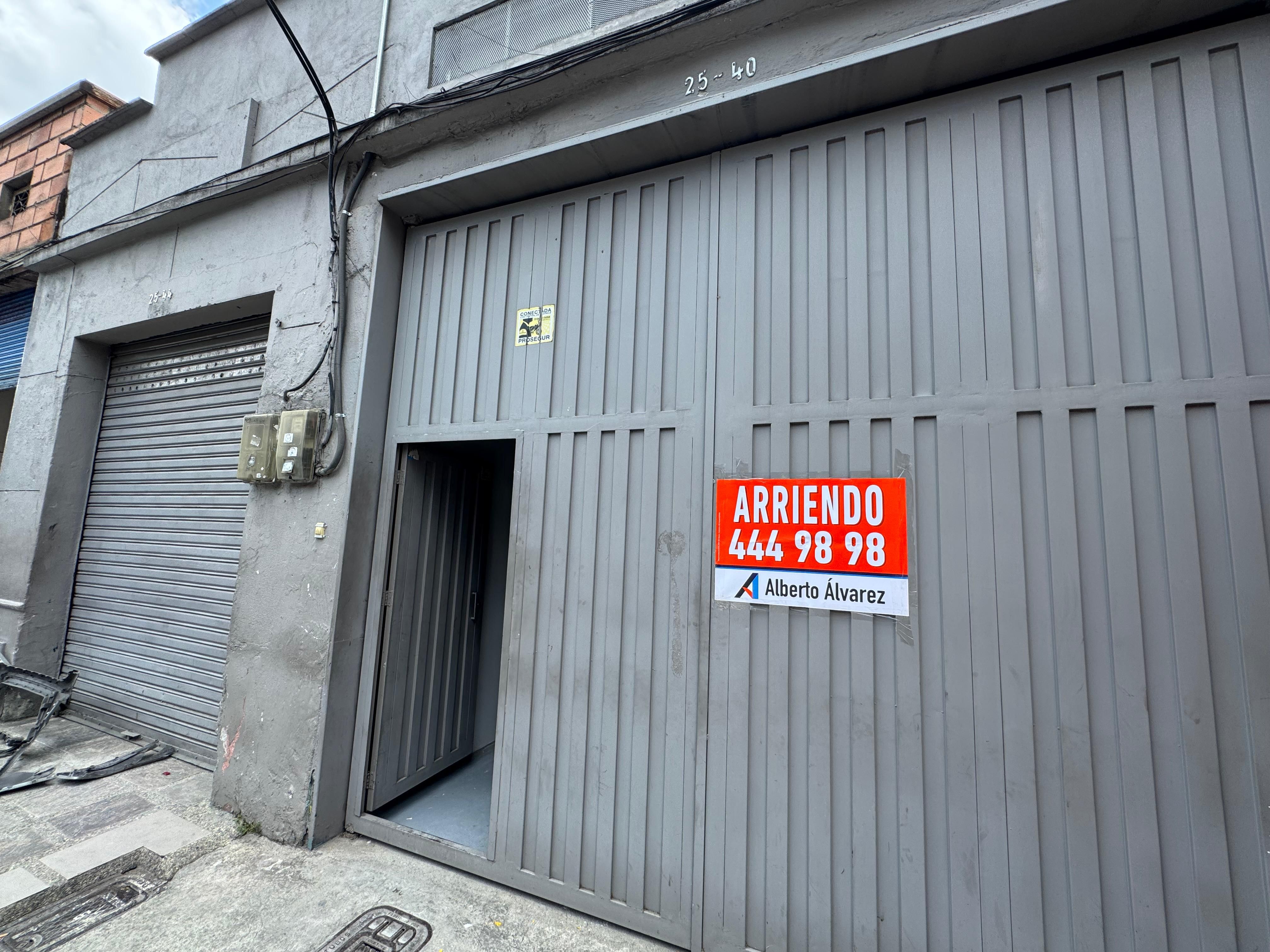 Bodega en arriendo Antioquia Medellín Colombia 150 m2 Habitaciones 0 Baños 1 Garajes 0 Precio $10000000