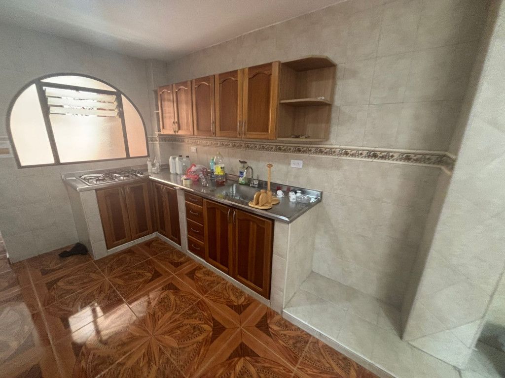 Apartamento en arriendo Antioquia Medellín Santa Fe 110 m2 Habitaciones 4 Baños 2 Garajes 0 Precio $2500000