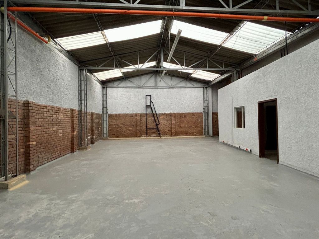 Bodega en venta Cundinamarca Bogotá Bellavista Occidental 290 m2 Habitaciones 0 Baños 3 Garajes 2 Precio $1200000000