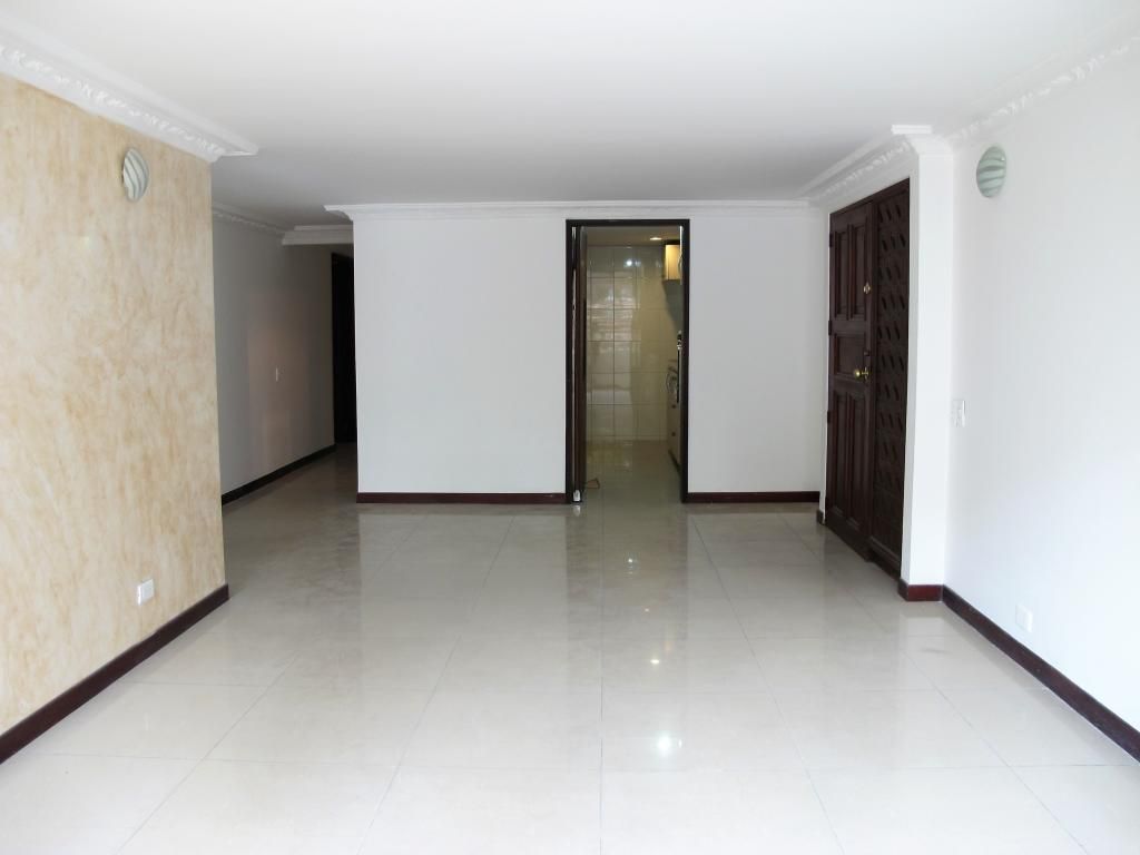 Apartamento en venta Cundinamarca Bogotá Chico Norte Et Iii 134 m2 Habitaciones 3 Baños 3 Garajes 1 Precio $560000000