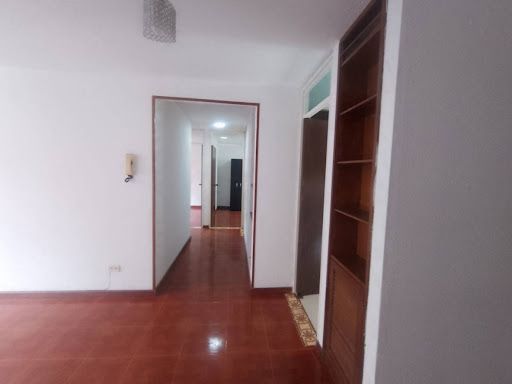 Apartamento en arriendo Cundinamarca Bogotá Lombardía 45 m2 Habitaciones 3 Baños 1 Garajes 0 Precio $1500000