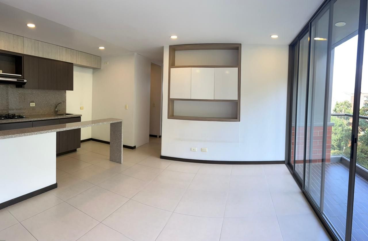Apartamento en arriendo Antioquia Medellín Altos Del Poblado 80 m2 Habitaciones 3 Baños 2 Garajes 1 Precio $5300000