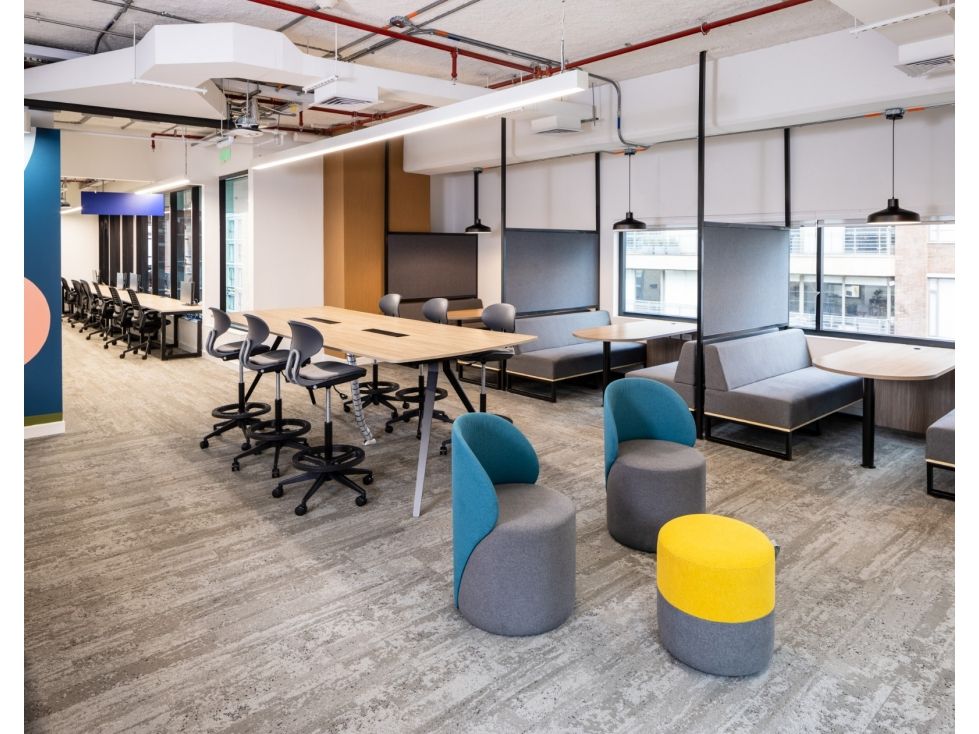 Oficina en arriendo Cundinamarca Bogotá Emaus 2885 m2 Habitaciones 0 Baños 10 Garajes 29 Precio $318593295