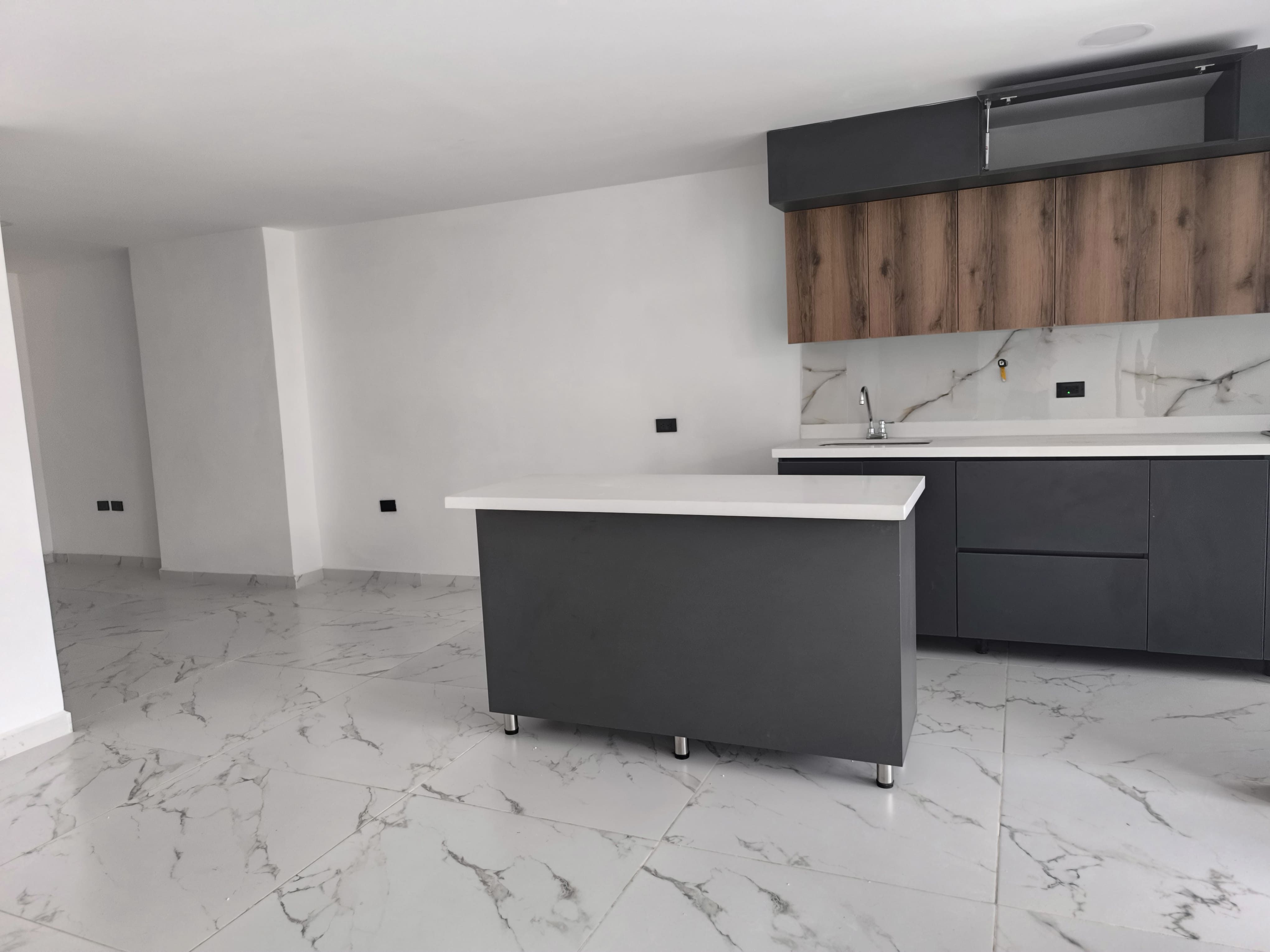 Apartamento en venta Antioquia Medellín Rosales 105 m2 Habitaciones 3 Baños 2 Garajes 1 Precio $800000000