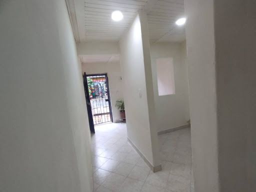 Casa en arriendo Antioquia Medellín Caicedo 77 m2 Habitaciones 3 Baños 1 Garajes 0 Precio $1500000