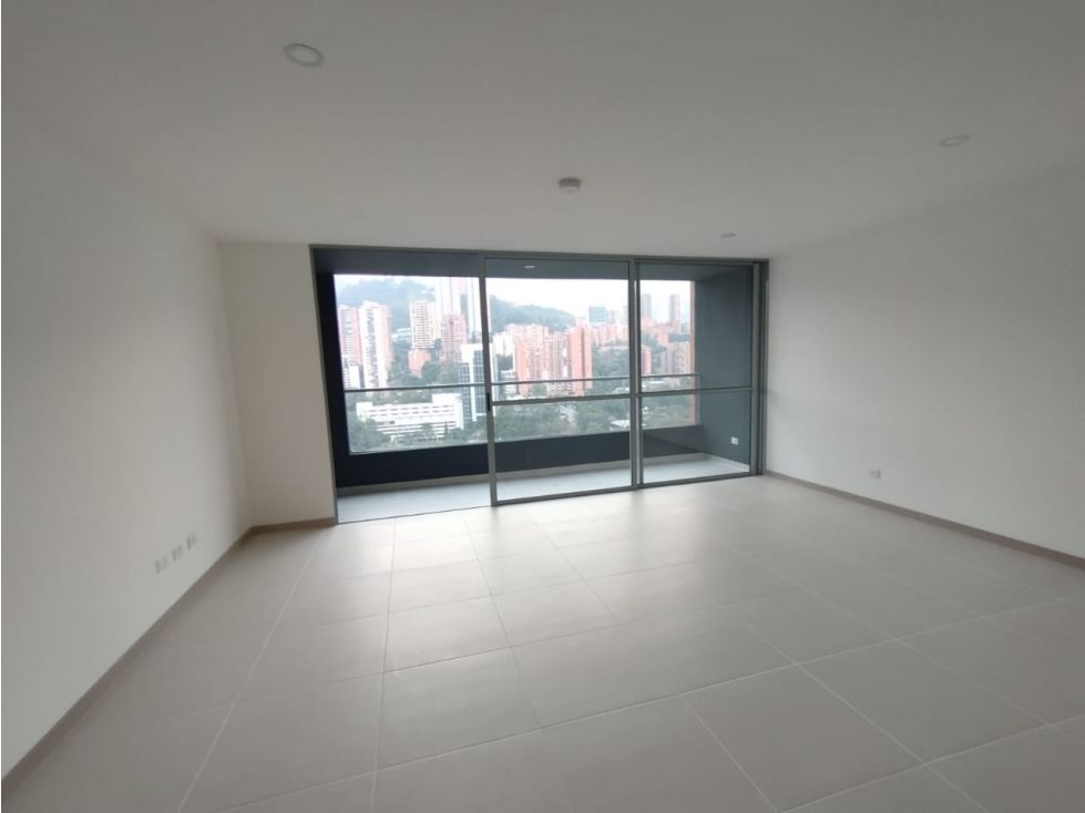 Apartamento en arriendo Antioquia Medellín Simesa 120 m2 Habitaciones 3 Baños 4 Garajes 2 Precio $6800000