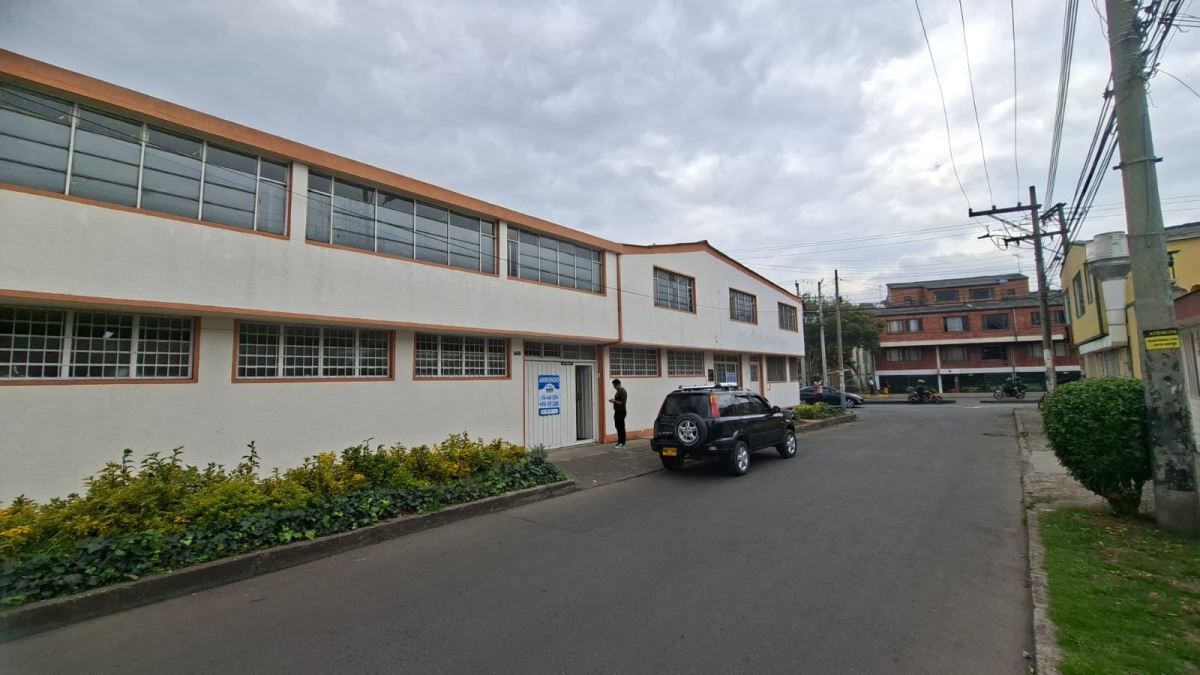 Edificio en arriendo Cundinamarca Bogotá Villa Luz 600 m2 Habitaciones 13 Baños 10 Garajes 4 Precio $8500000