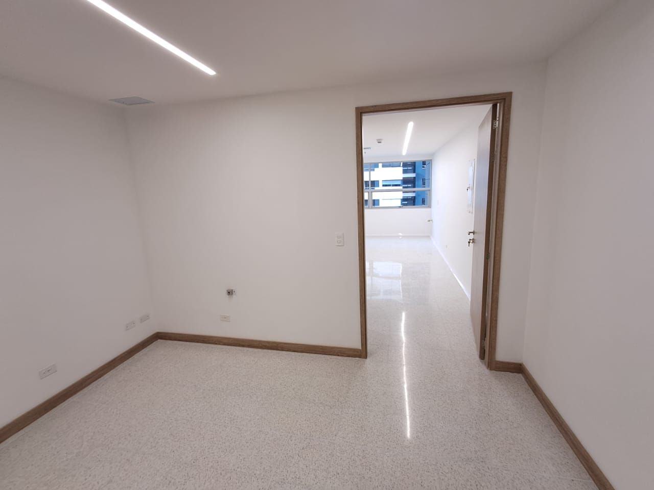 Consultorio en arriendo Antioquia Medellín Simesa 38 m2 Habitaciones 0 Baños 1 Garajes 1 Precio $4500000