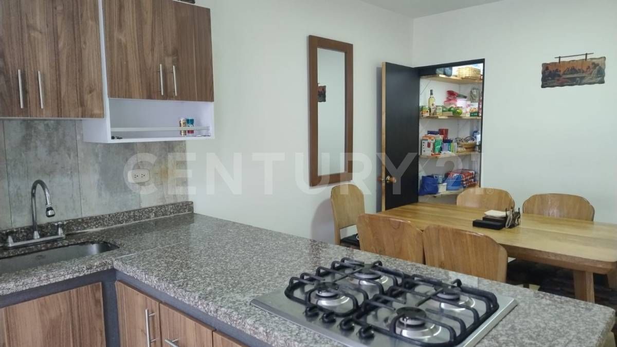 Casa en venta Cundinamarca Bogotá Arabia 131 m2 Habitaciones 3 Baños 3 Garajes 1 Precio $500000000