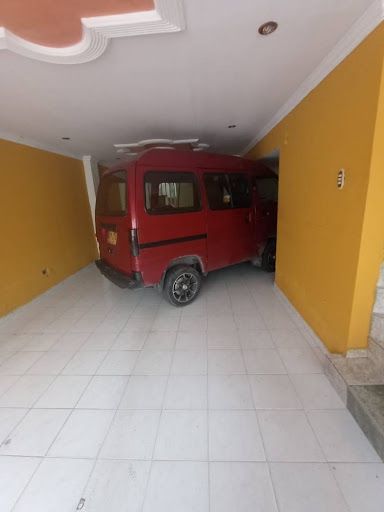 Casa en venta Cundinamarca Bogotá Carimagua I Sector 279 m2 Habitaciones 5 Baños 3 Garajes 1 Precio $520000000