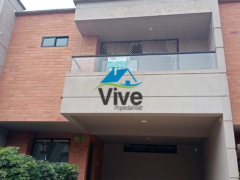 Casa en arriendo o venta Antioquia La Ceja Ofir 75 m2 Habitaciones 4 Baños 3 Garajes 1 Precio venta $680000000 Precio arriendo $3800000