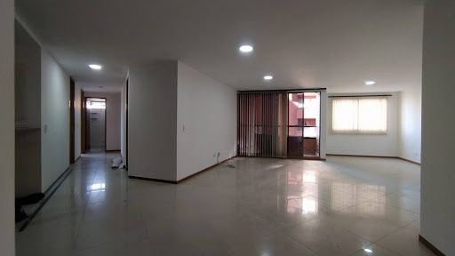 Apartamento en arriendo Antioquia Sabaneta Holanda 127 m2 Habitaciones 3 Baños 2 Garajes 1 Precio $3700000