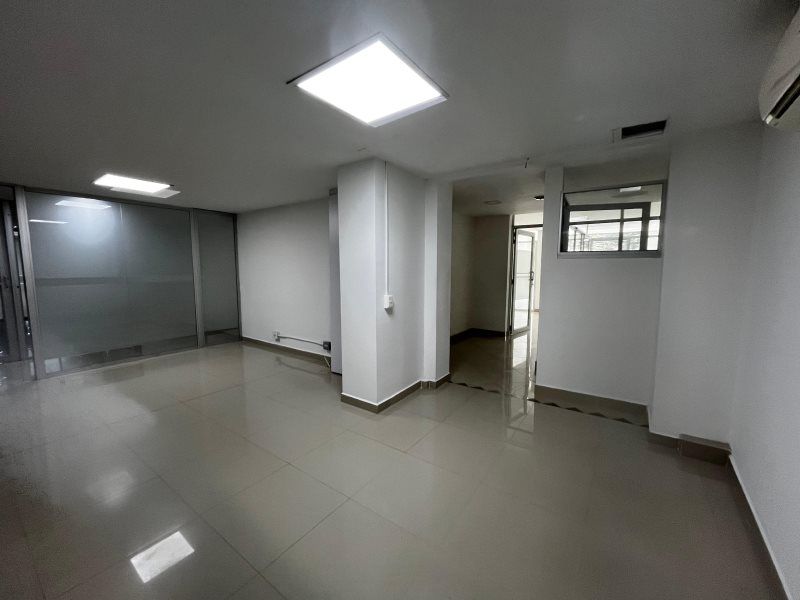 Oficina en arriendo Antioquia Medellín Suramericana 85 m2 Habitaciones 0 Baños 0 Garajes 0 Precio $4500000