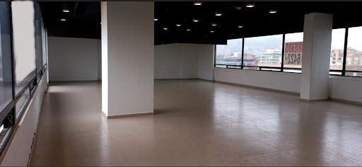 Oficina en venta Cundinamarca Bogotá Santa Ana Occidental 150 m2 Habitaciones 0 Baños 1 Garajes 3 Precio $2450000000