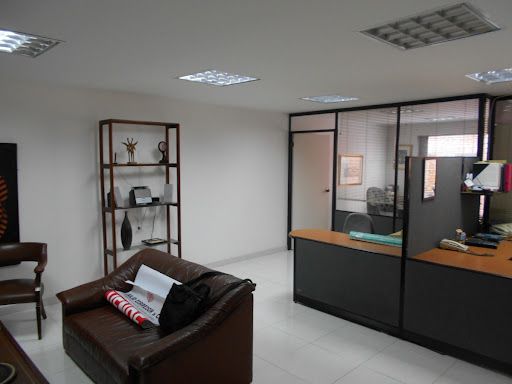 Oficina en venta Cundinamarca Bogotá Chicó Norte 93 m2 Habitaciones 0 Baños 1 Garajes 2 Precio $980000000