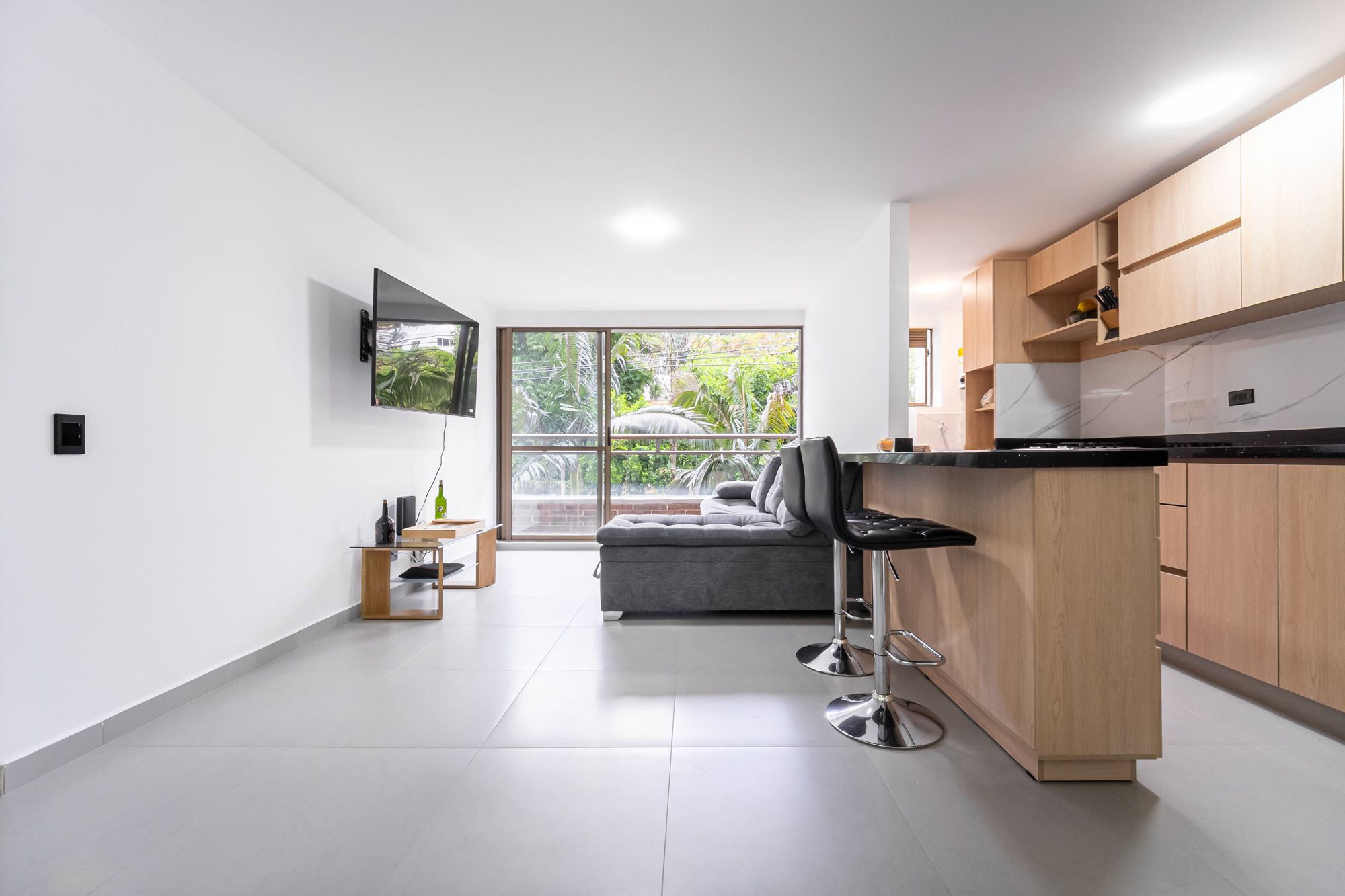 Apartaestudio en venta Antioquia Medellín Los Balsos No2 57 m2 Habitaciones 1 Baños 2 Garajes 1 Precio $650000000