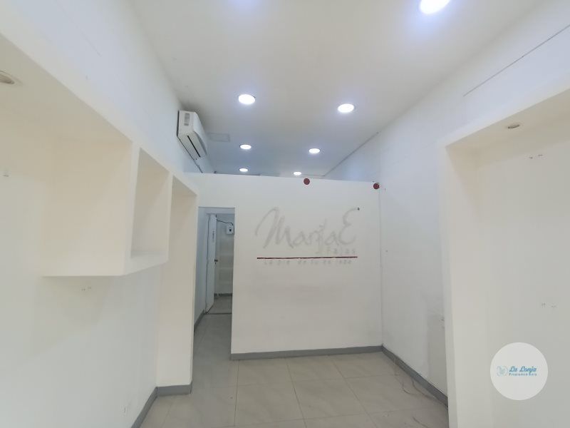 Local en arriendo Antioquia Bello Manchester 27 m2 Habitaciones 0 Baños 1 Garajes 0 Precio $3700000