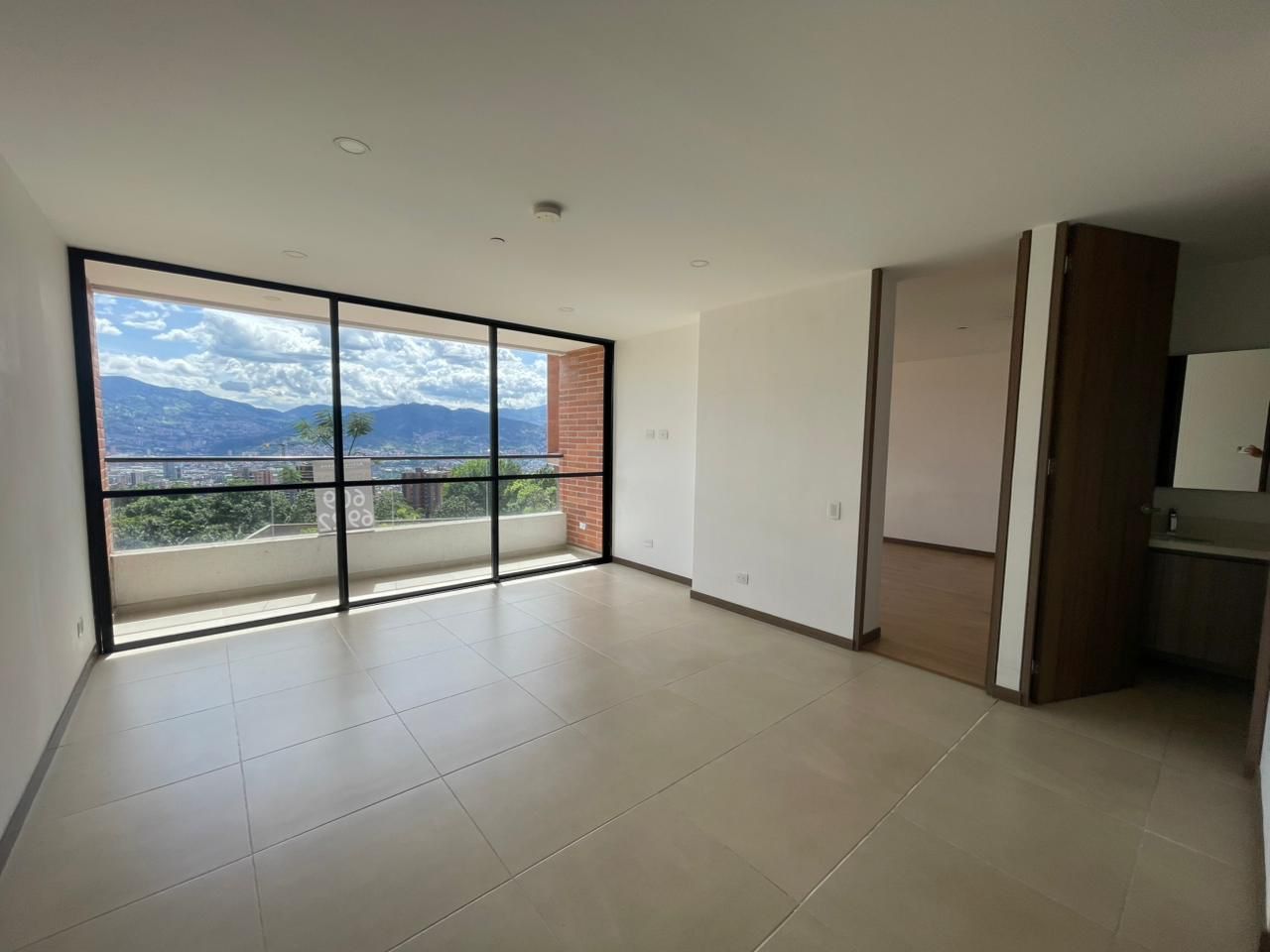 Apartamento en arriendo Antioquia Envigado Asd 62 m2 Habitaciones 1 Baños 2 Garajes 1 Precio $3600000