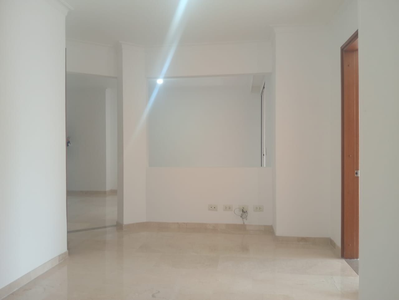Apartamento en venta Antioquia Medellín Laureles 104 m2 Habitaciones 3 Baños 2 Garajes 2 Precio $750000000
