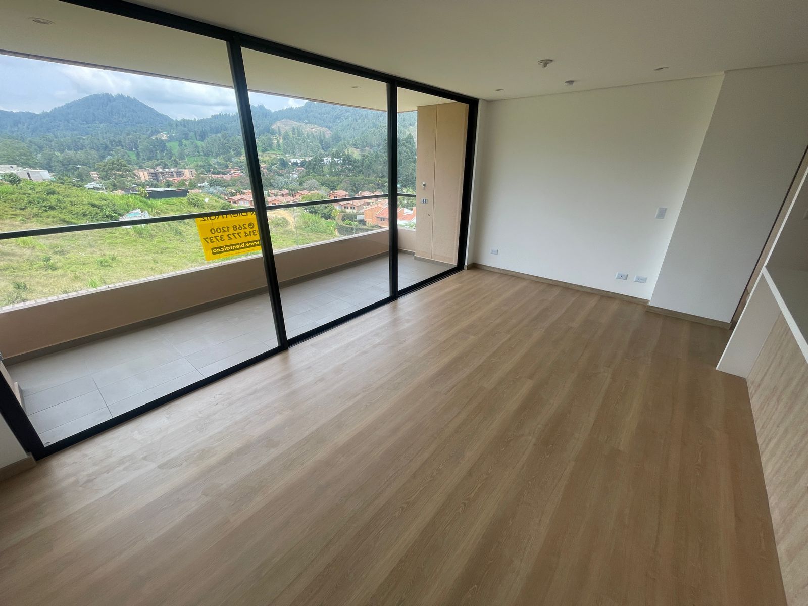 Apartamento en arriendo Antioquia El Retiro El Retiro 78 m2 Habitaciones 2 Baños 2 Garajes 1 Precio $3600000