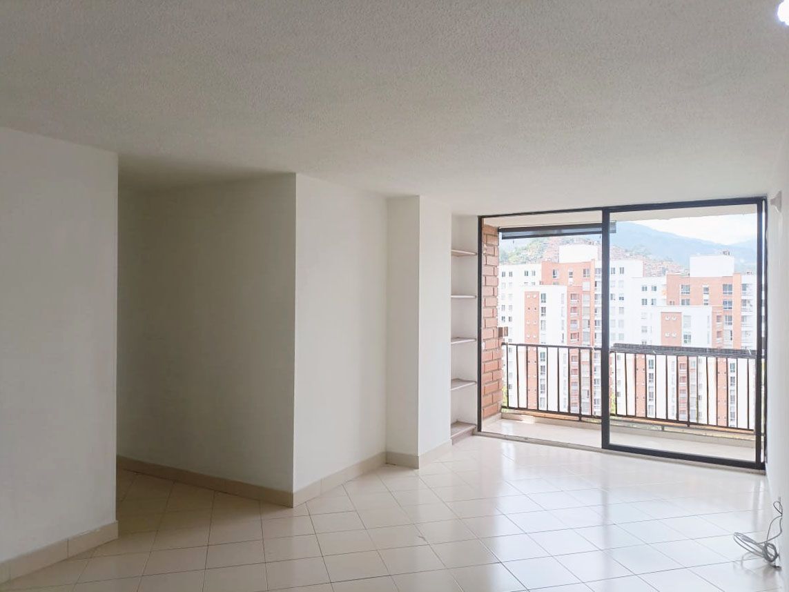 Apartamento en arriendo Antioquia Medellín Loma De Los Bernal 75 m2 Habitaciones 3 Baños 2 Garajes 1 Precio $3450000