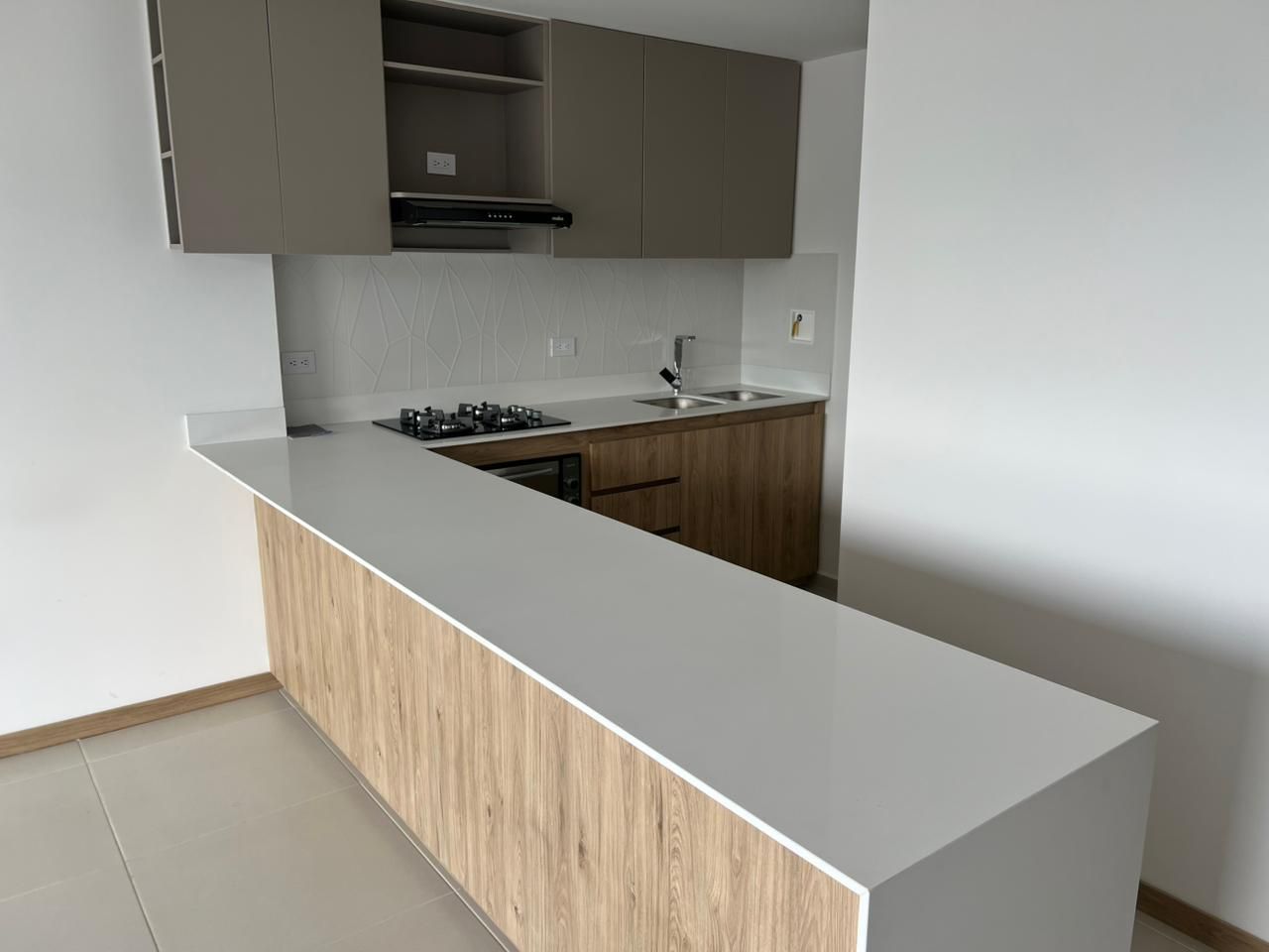 Apartamento en arriendo Antioquia Envigado La Pradera 85 m2 Habitaciones 3 Baños 2 Garajes 1 Precio $4500000