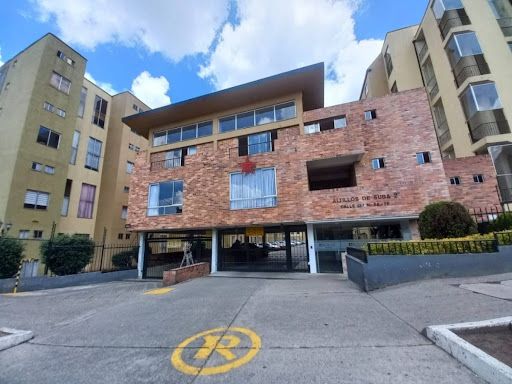 Apartaestudio en venta Cundinamarca Bogotá Los Naranjos 20 m2 Habitaciones 1 Baños 1 Garajes 0 Precio $180000000
