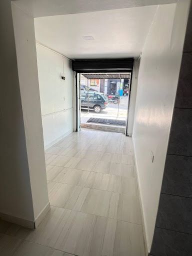 Local en arriendo Antioquia Medellín Manrique Central No1 30 m2 Habitaciones 0 Baños 1 Garajes 0 Precio $1000000