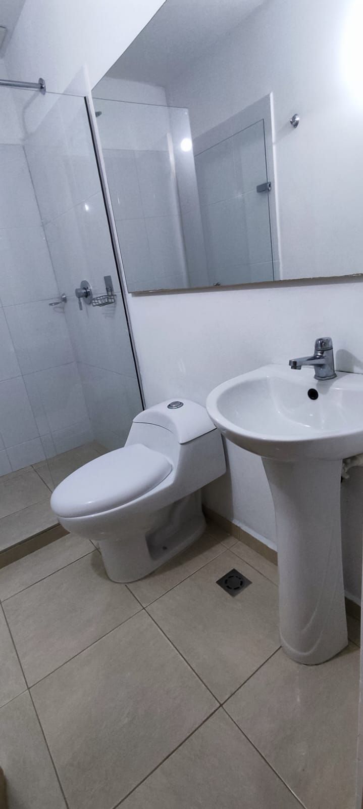 Apartamento en arriendo Antioquia Sabaneta Betania 80 m2 Habitaciones 3 Baños 2 Garajes 1 Precio $2800000