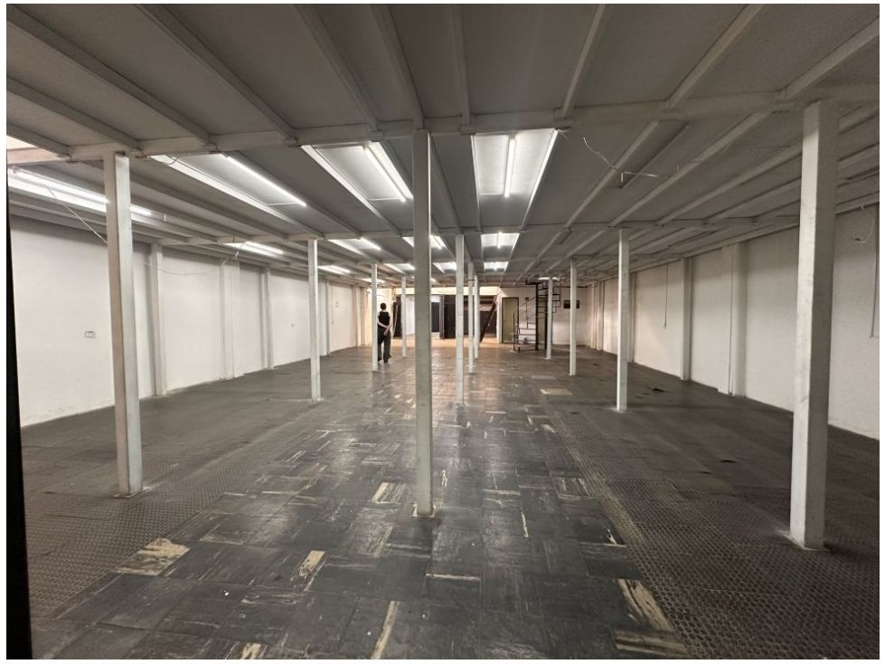 Bodega en arriendo Cundinamarca Bogotá Prado Pinzón 880 m2 Habitaciones 0 Baños 0 Garajes 0 Precio $20000000