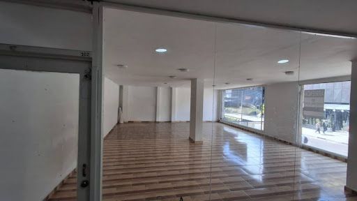 Local en arriendo Cundinamarca Bogotá El Retiro 40 m2 Habitaciones 0 Baños 0 Garajes 0 Precio $7350000