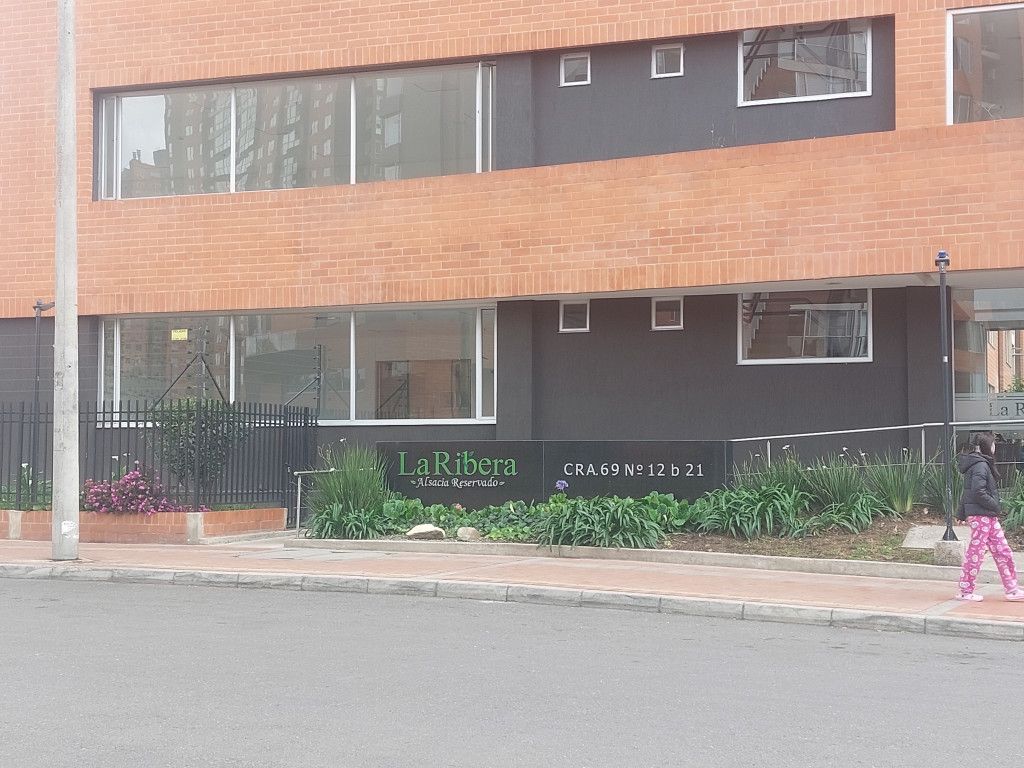 Apartamento en arriendo Cundinamarca Bogotá Nuestra Señora De La Paz 57 m2 Habitaciones 3 Baños 2 Garajes 0 Precio $2300000