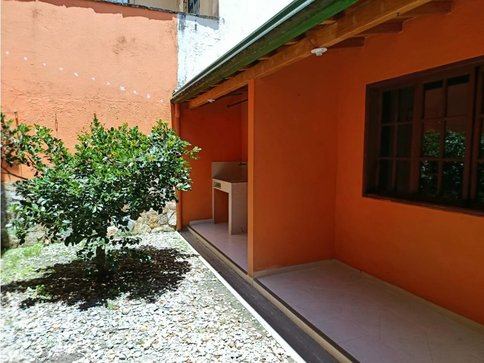 Casa en arriendo Antioquia Rionegro Rionegro 90 m2 Habitaciones 3 Baños 2 Garajes 1 Precio $2200000