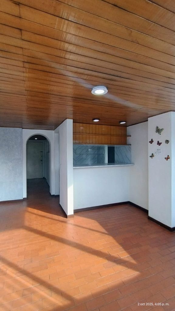 Apartaestudio en venta Antioquia Medellín Villanueva 50 m2 Habitaciones 1 Baños 1 Garajes 1 Precio $240000000