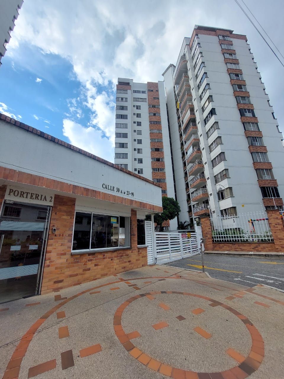 Apartamento en venta Santander Floridablanca Cañaveral 100 m2 Habitaciones 3 Baños 3 Garajes 2 Precio $620000000