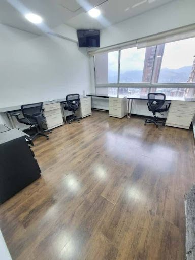 Oficina en arriendo Antioquia Medellín Castropol 80 m2 Habitaciones 0 Baños 2 Garajes 2 Precio $5000000