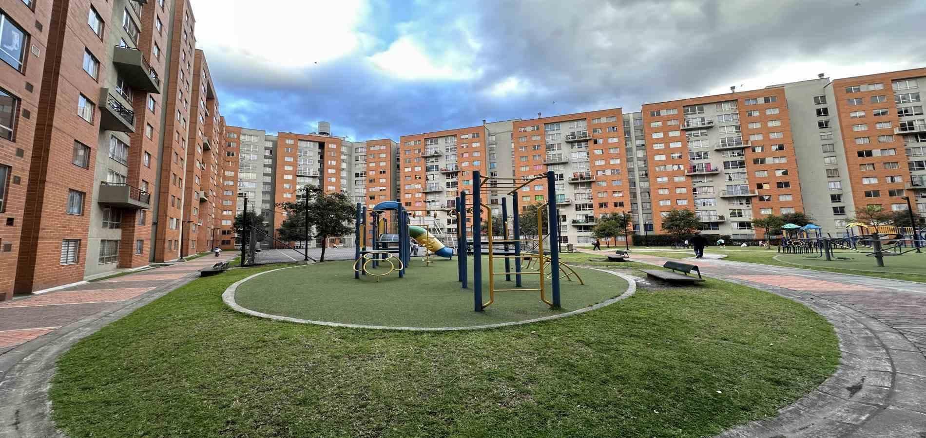 Apartamento en venta Cundinamarca Bogotá Parque Central Tintal I Y Ii 47 m2 Habitaciones 3 Baños 1 Garajes 0 Precio $160000000